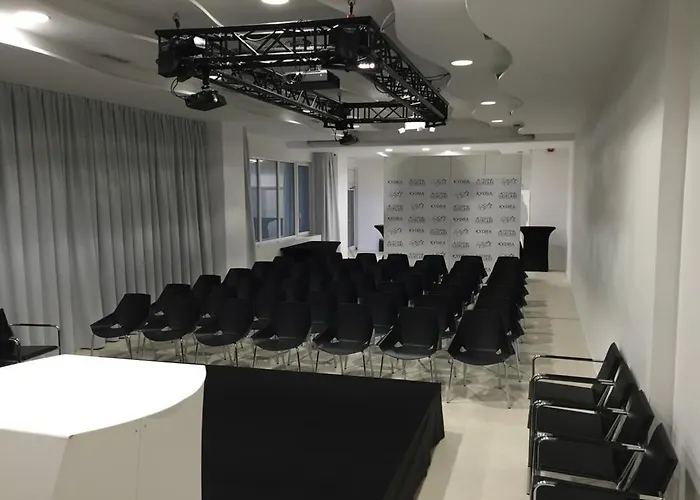 Urban Ring Szálloda 4*